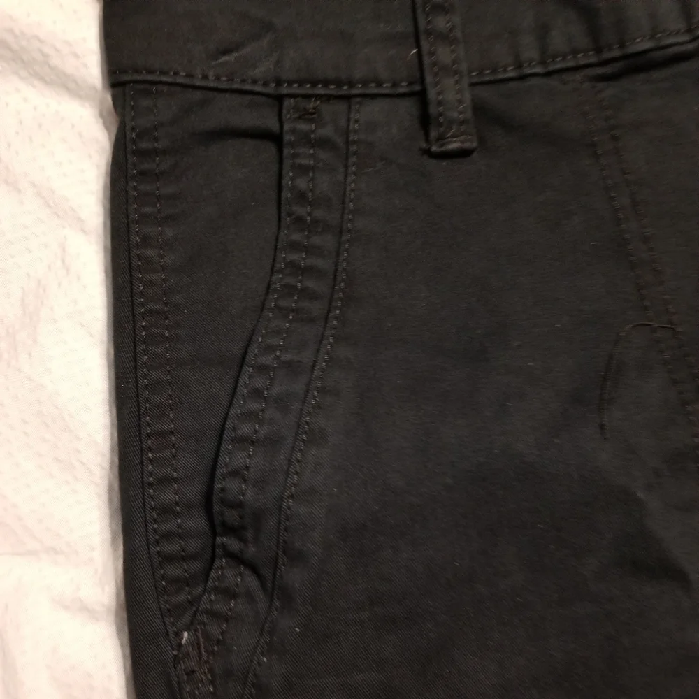 NWT BLACK CARGO LEE RELAXED FIT SIZE 29